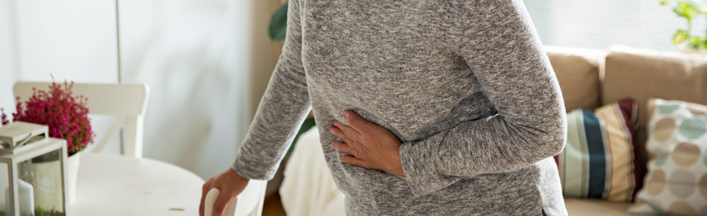 Quais são as causas e os sintomas da perfuração do trato digestivo?