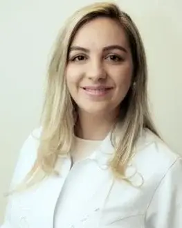 Dra. Isabella Silveira Fernandes